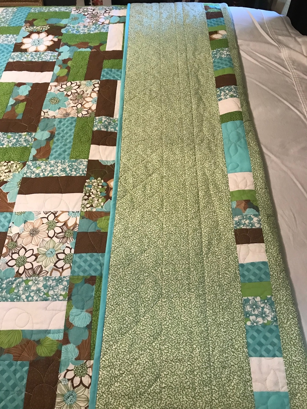 Wildflower quilt top fold detail